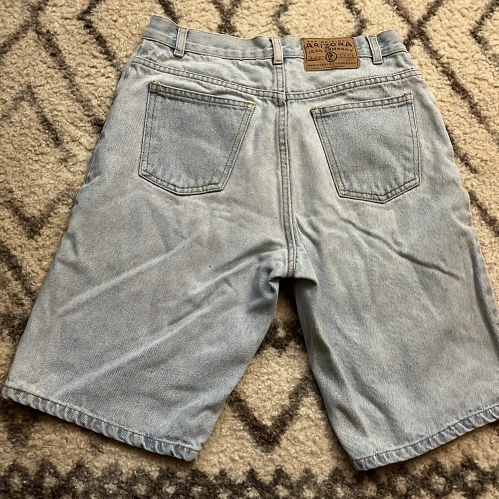 Arizona Jean Company Light Blue Jean Shorts - Picture 4 of 6